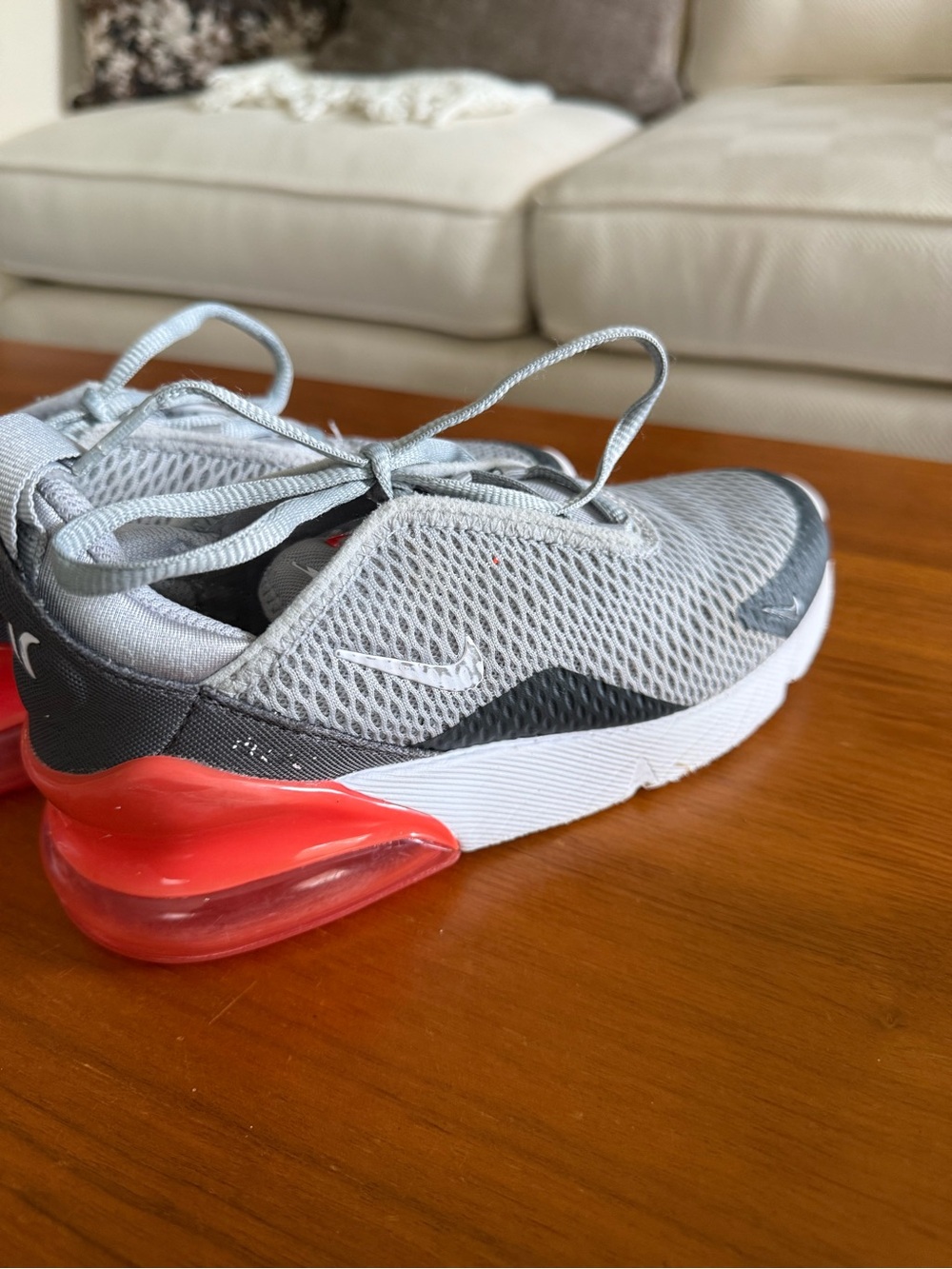 Boys Nike Air Max 270 | size 1 - Picture 5 of 7